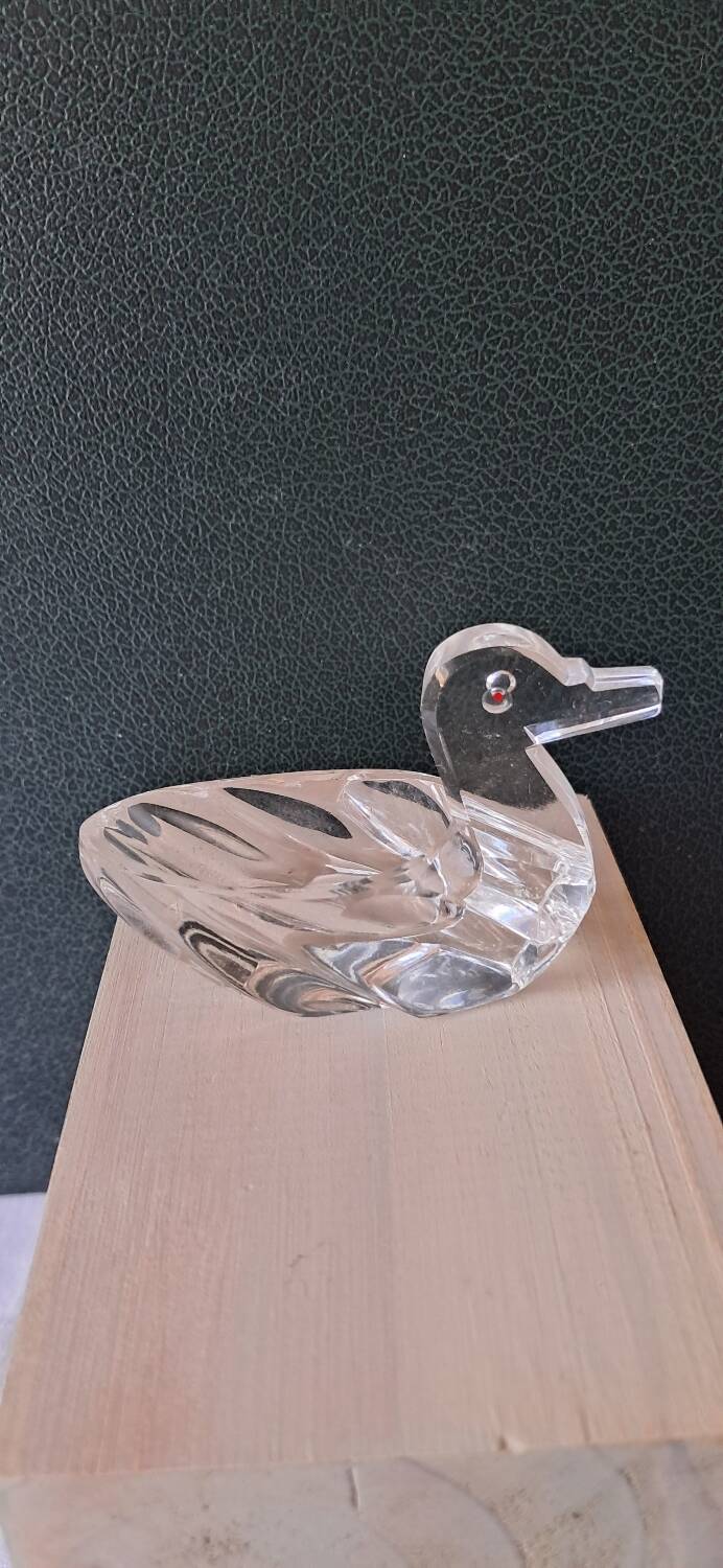 2 duck-shaped crystal salt cellars