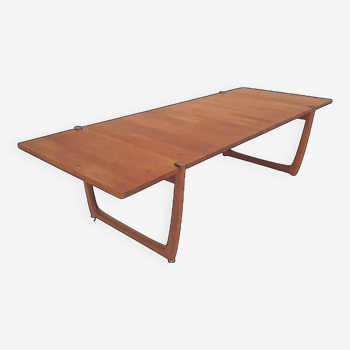Large teak coffee table by Peter Hvidt and Orla Molgaard Nielsen model FD 575 for France and Son