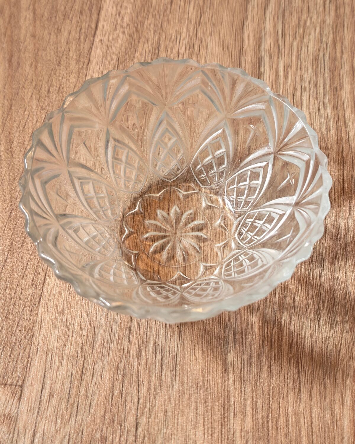 Set of 5 cut glass glasses + vintage crystal bowl