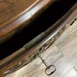 Curved and carved Lyonnaise chest of drawers from the Louis XV period in solid walnut