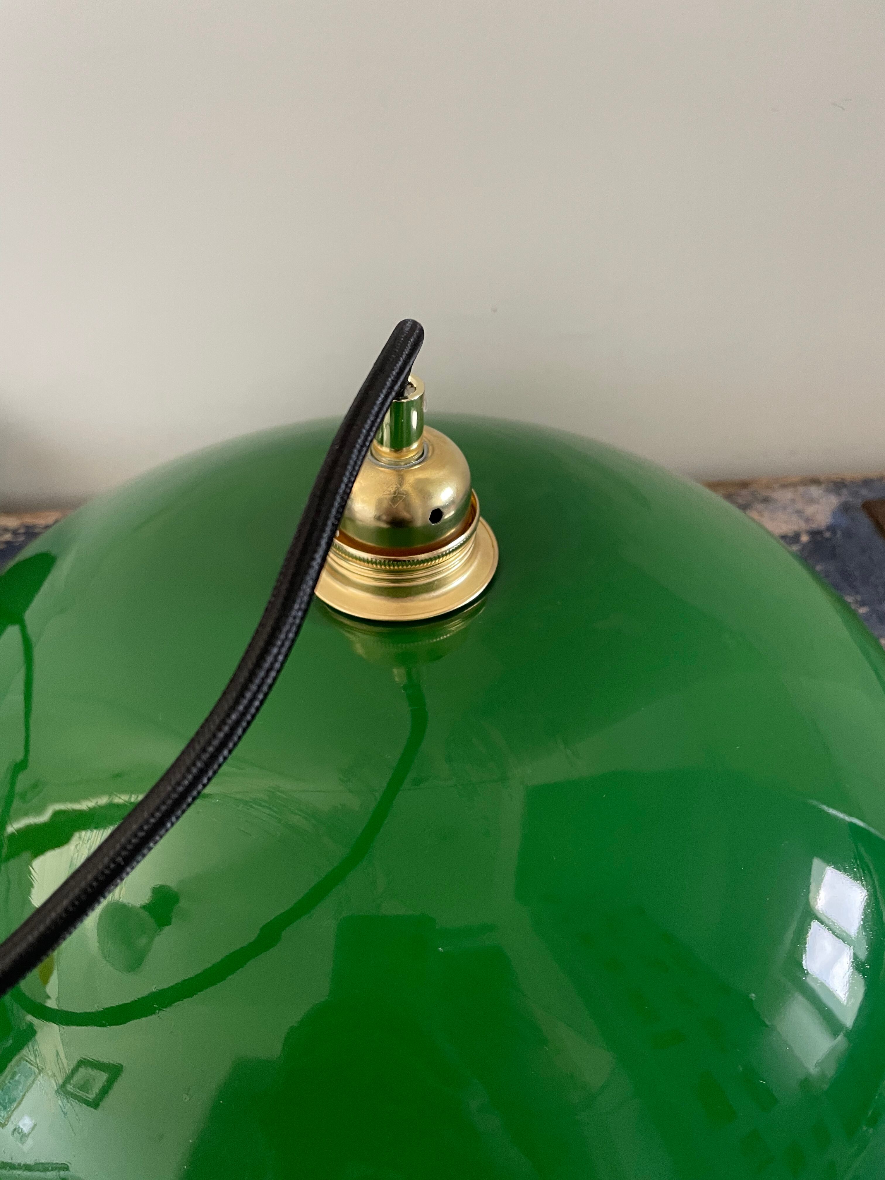 Vintage pendant lamp in electrified green opaline to nine