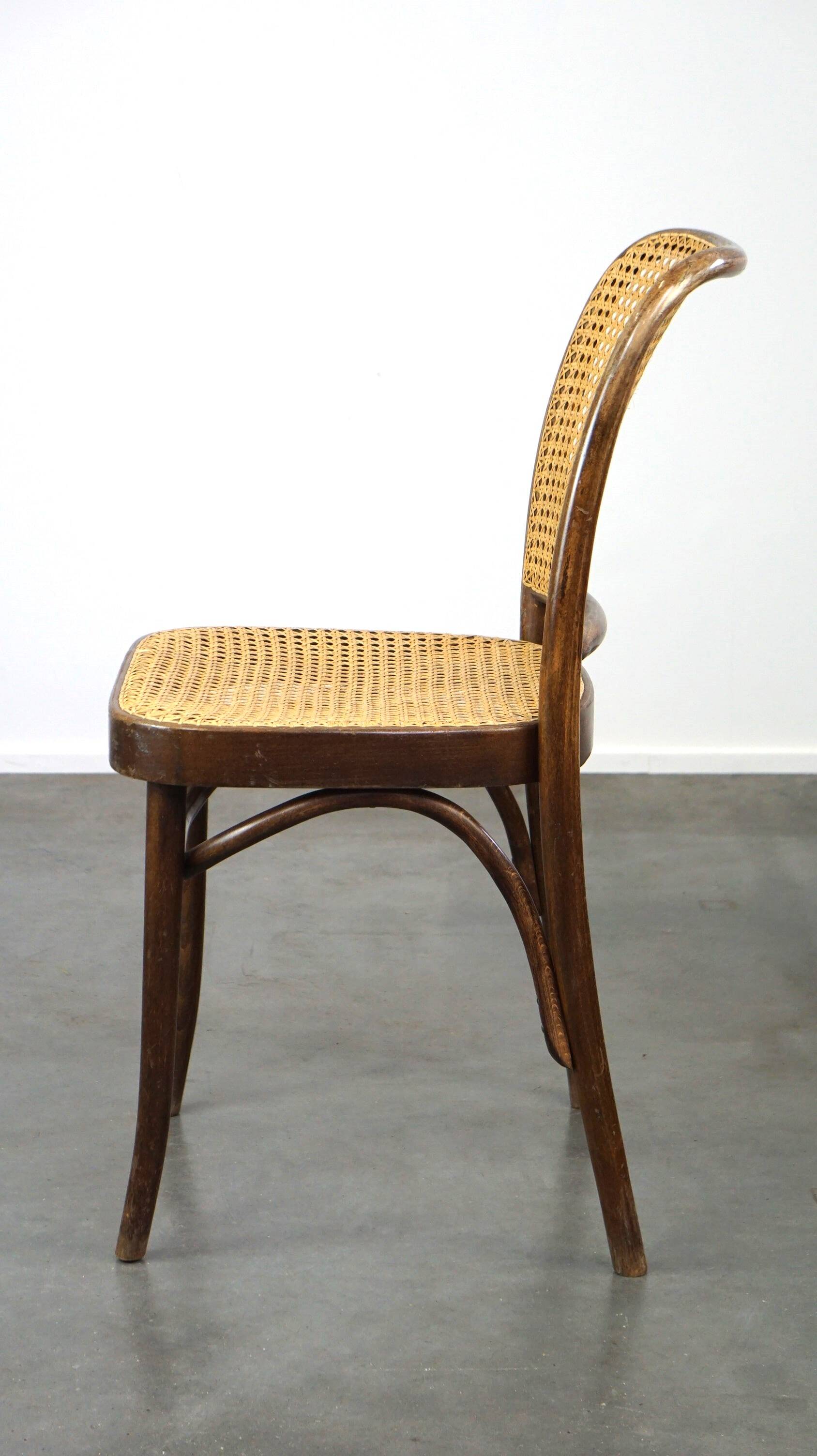 Vintage design bistro chair model 811 by Josef Hoffmann for FMG