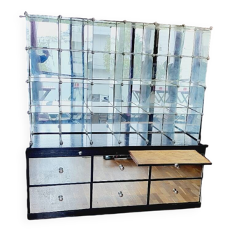 Storage unit