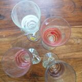 Lot de verres artisanaux , Palais du verre