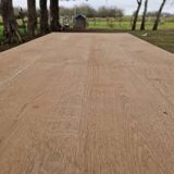 Farm table
