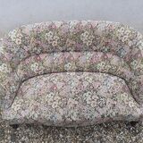 Vintage toad bench sofa with flowers