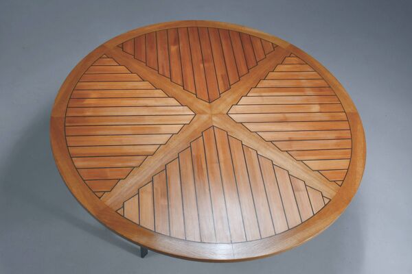 Table à manger ronde par Olle Pira. Années 1970, Suède.