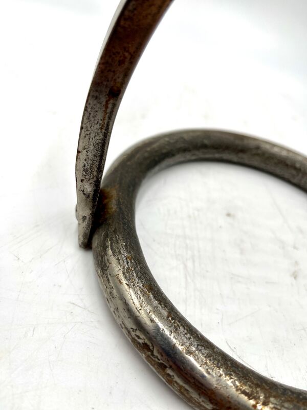 Cendrier sur pied de jean pierre ryckaert année 50