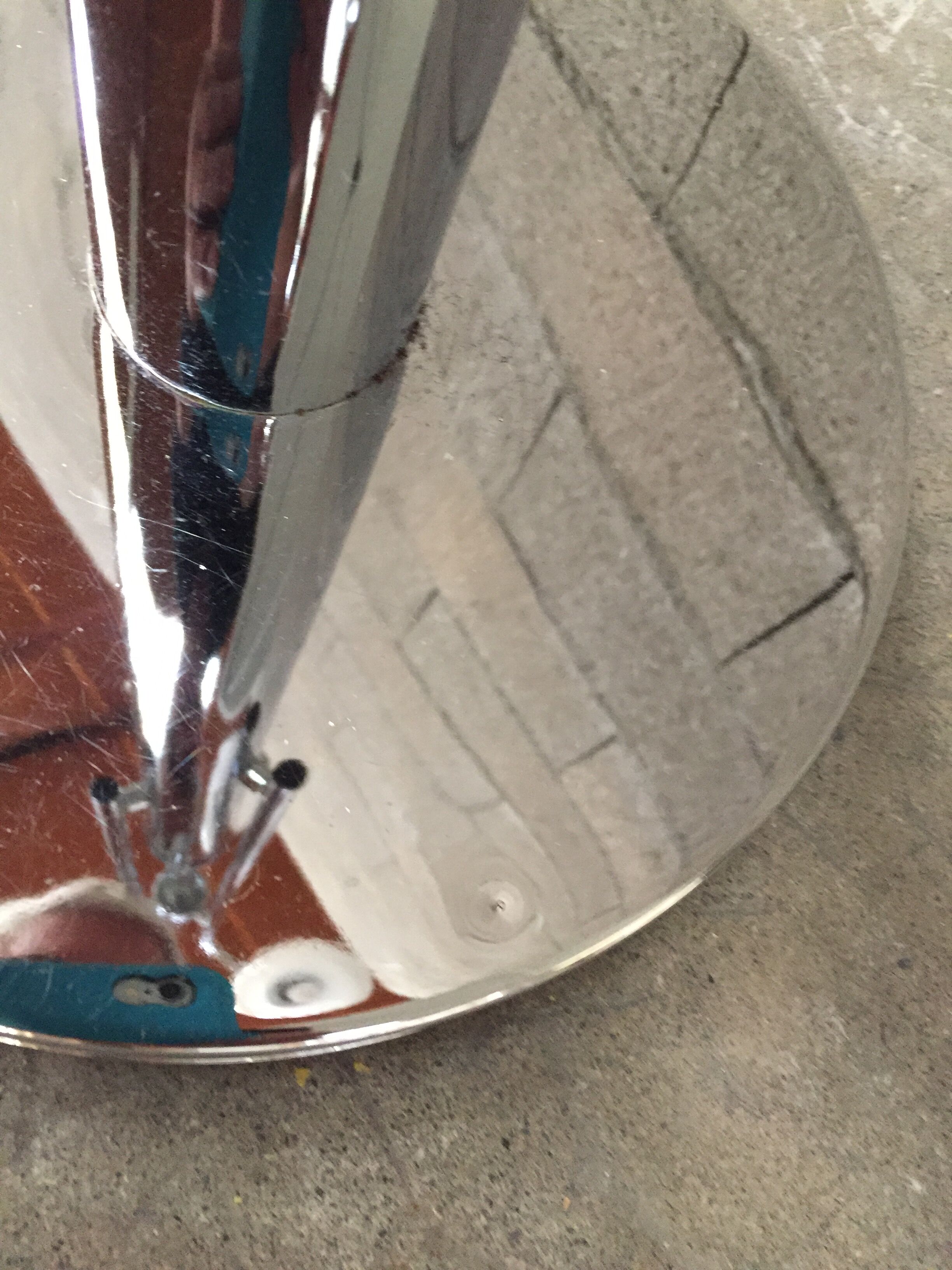 3-ball lamppost from the 70s