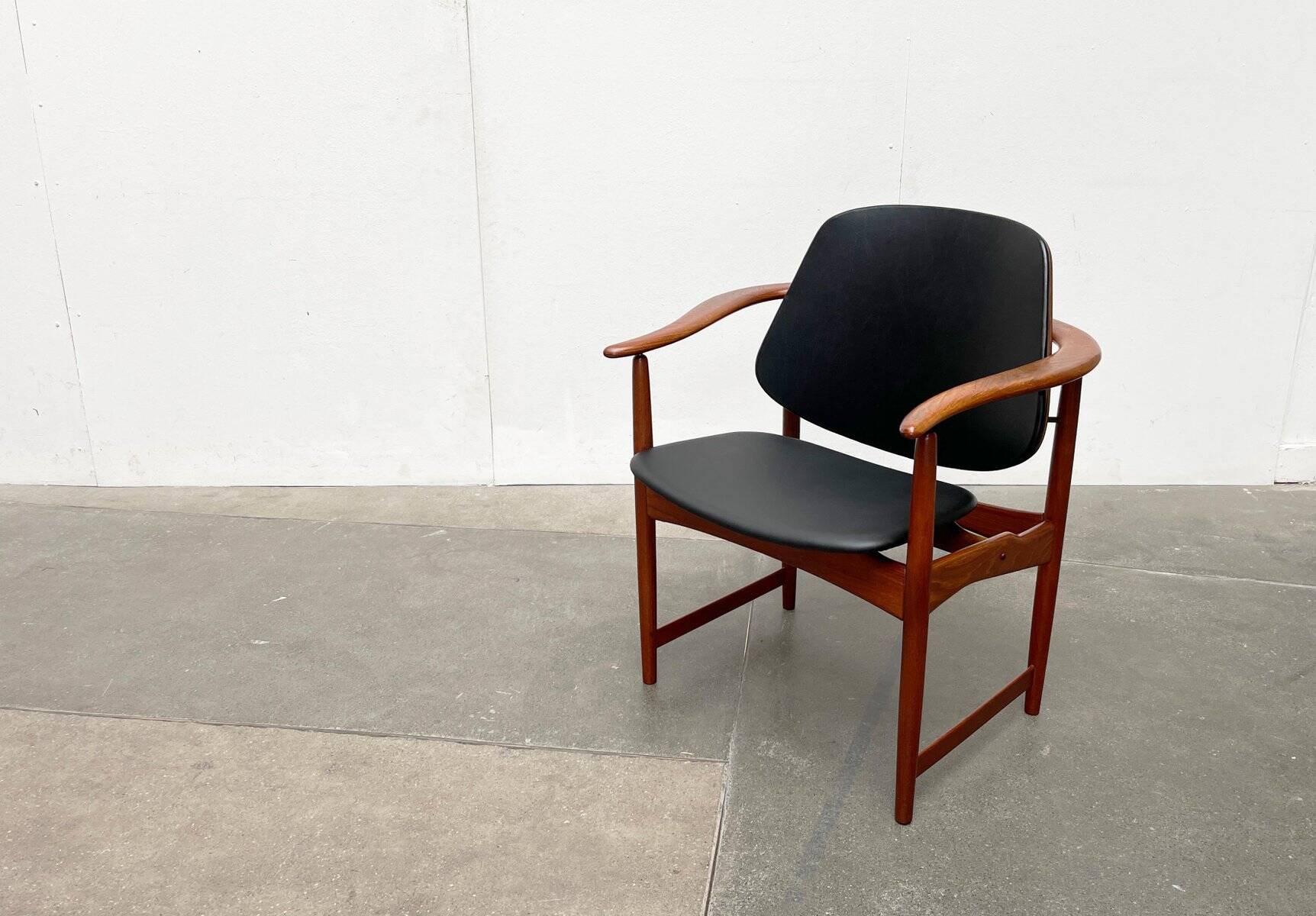 Fauteuil King en Teck Danois du Milieu du Siècle par Arne Hovmand Olsen pour Onsild Møbelfabrik et Jutex, années 1950