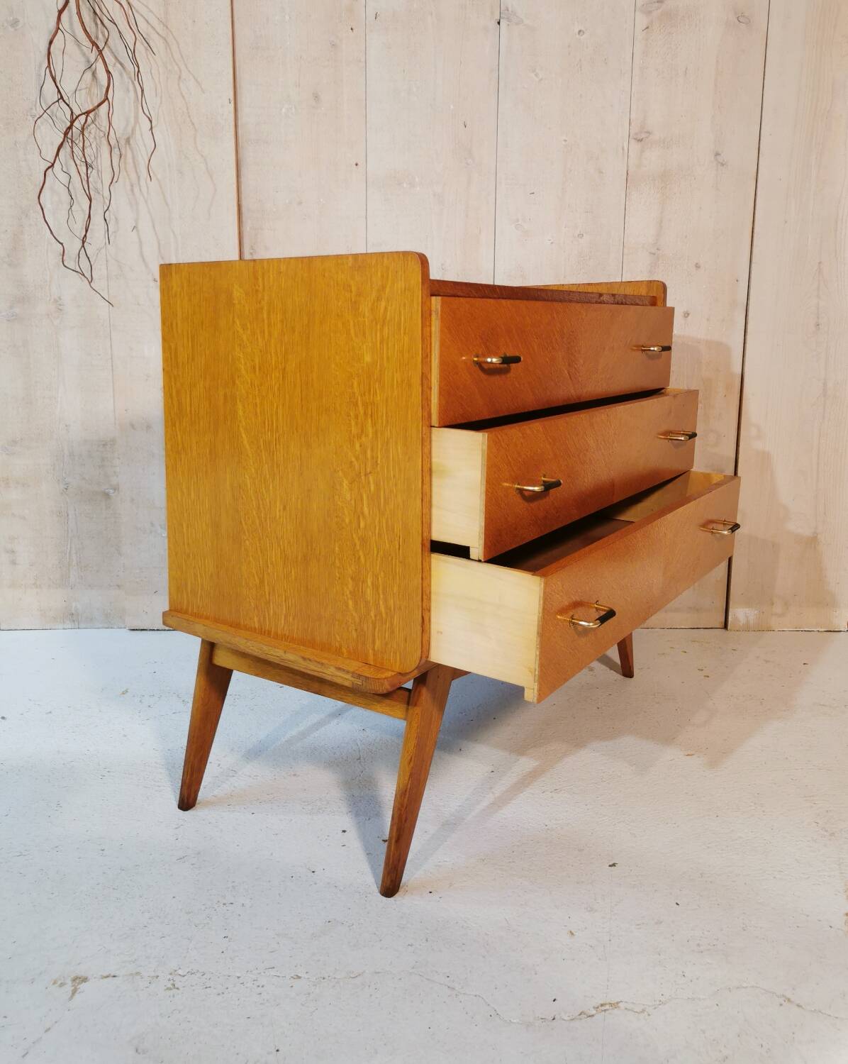 Vintage chest of drawers