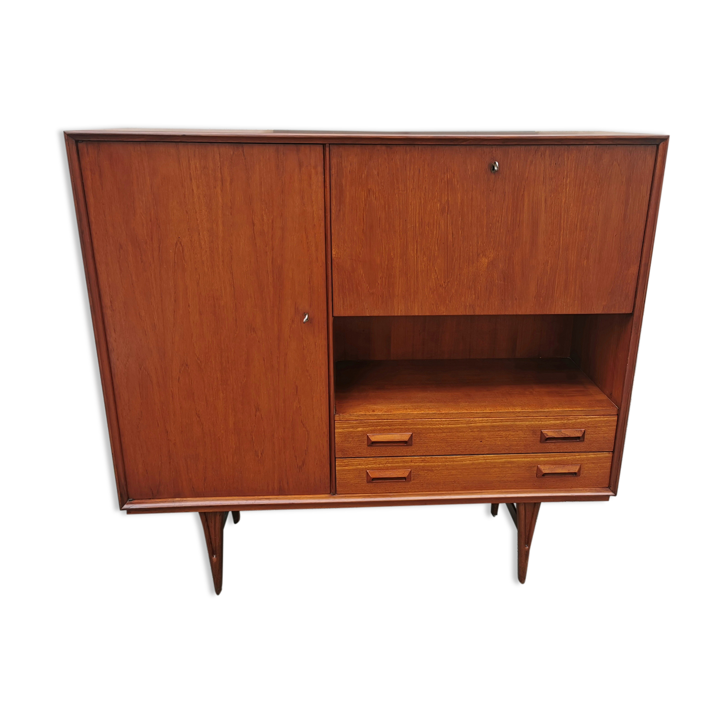 Scandinavian Secretary