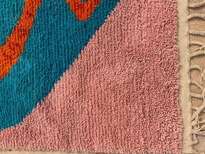 Berber Moroccan rug decorated 200cm x 300cm