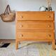 Commode vintage en bois clair à 3 tiroirs – Années 50 / 60