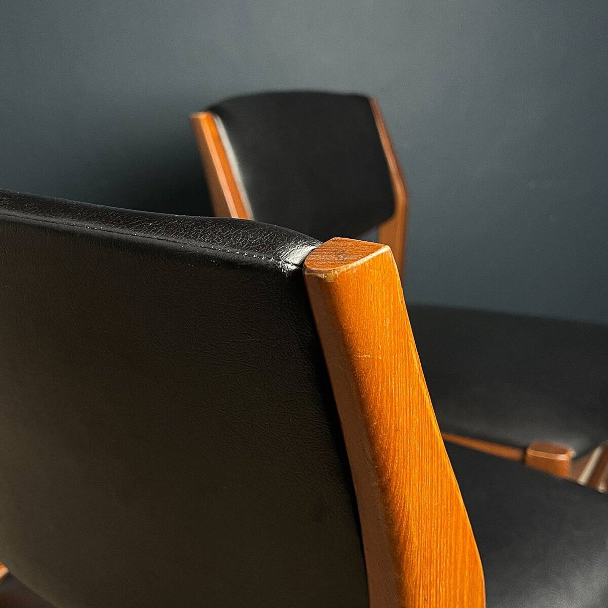 Mid-century dining chair set, Italy, 1970s