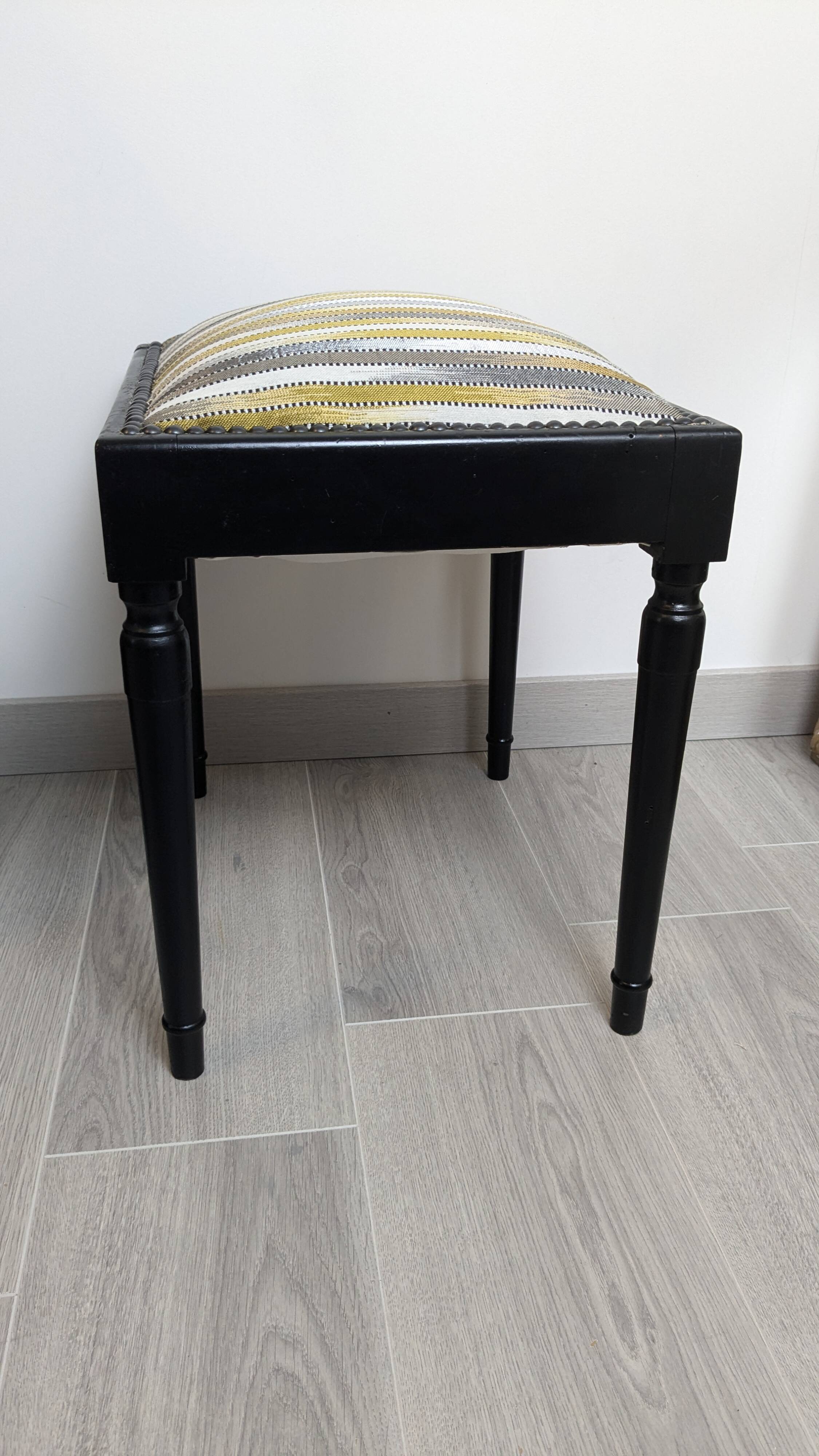 Vintage rectangular piano stool