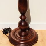 Wood-style floor lamppost