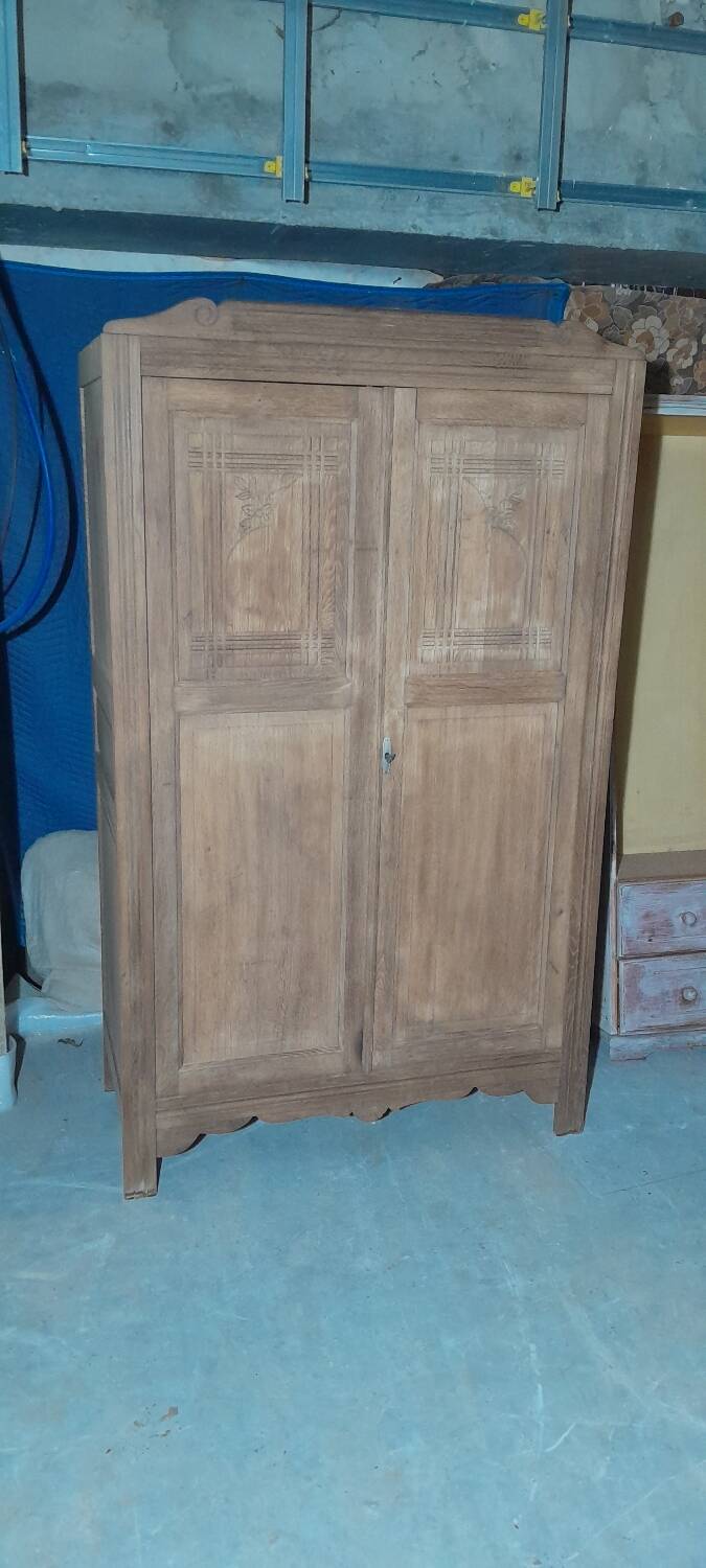 Art deco wardrobe