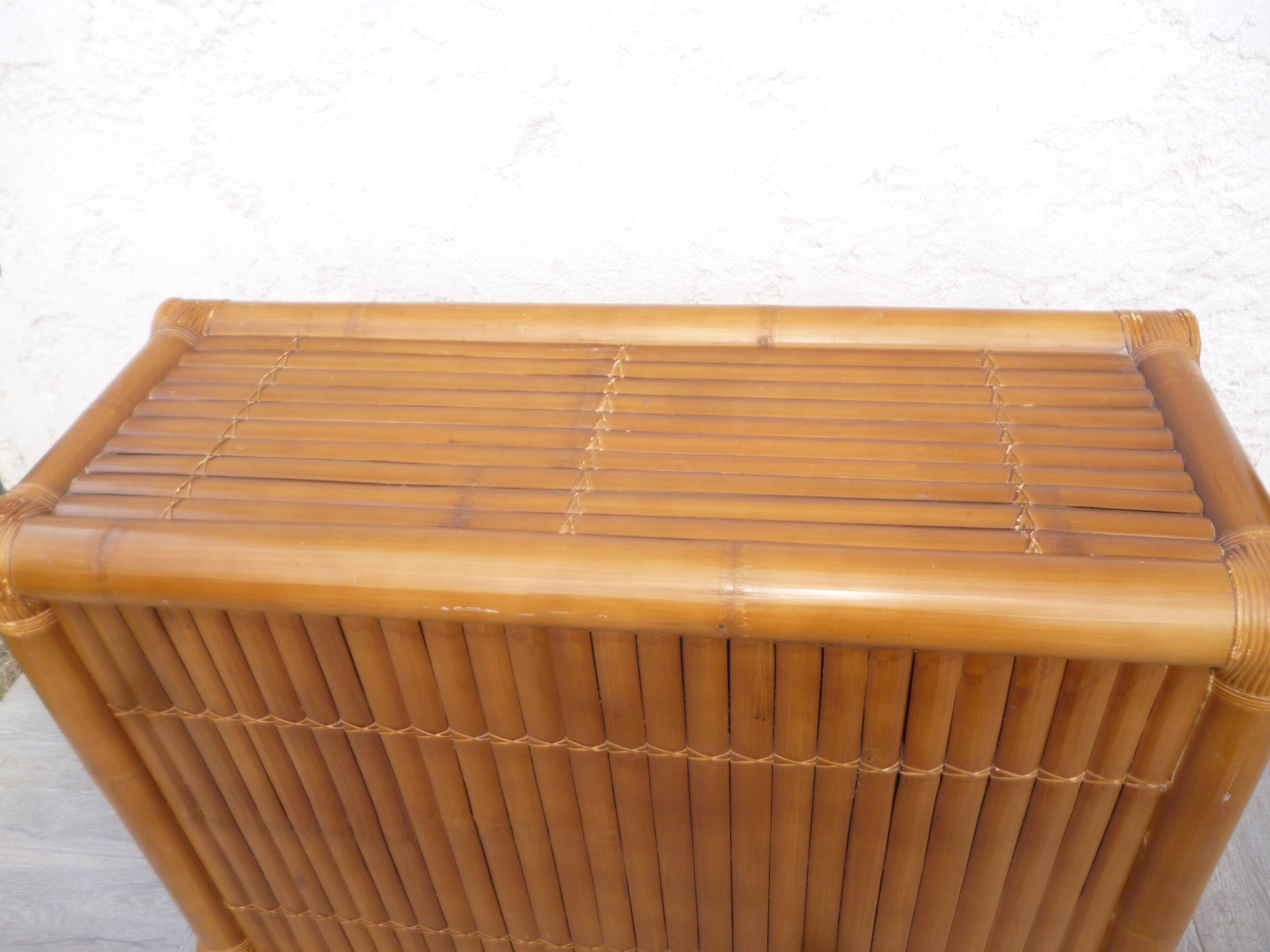 Commode bambou