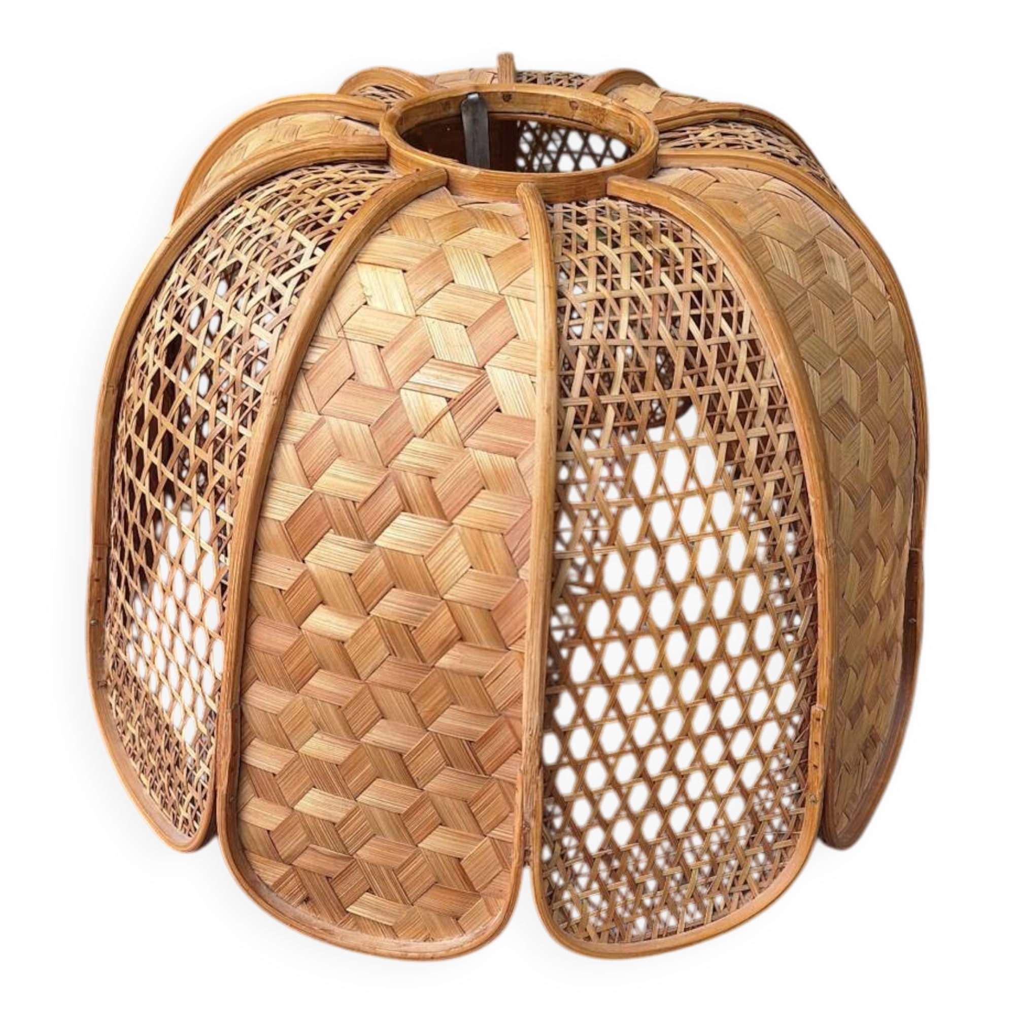 Rattan and wicker lampshade