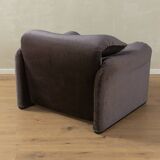 "675 MARALUNGA" armchair