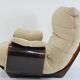 Fauteuil Marsala et son repose-pied Ligne Roset beige clair