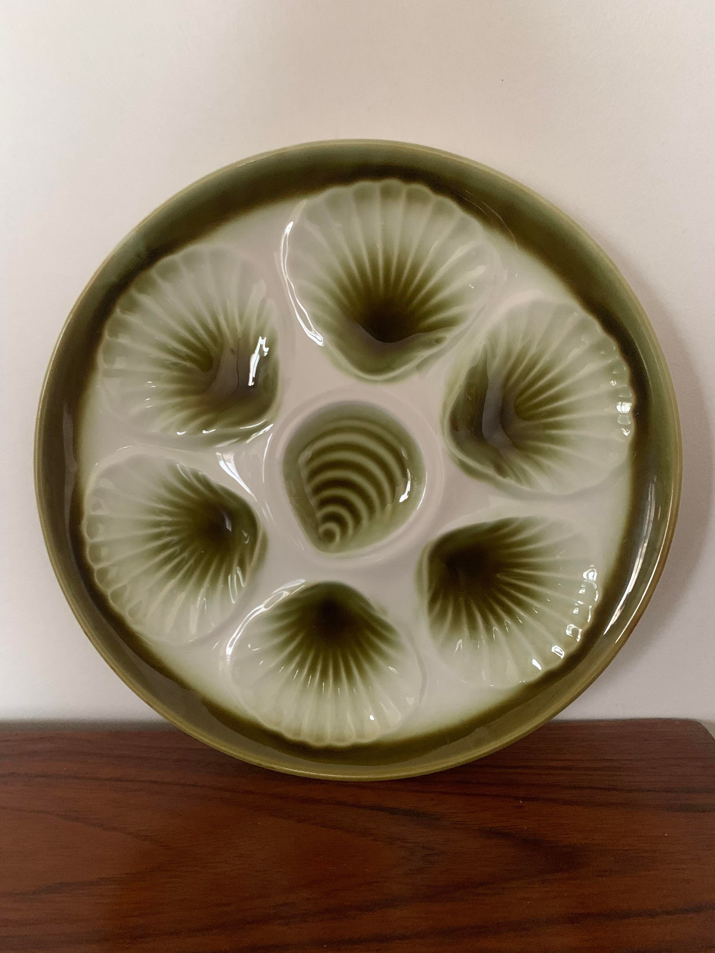 Set of 4 vintage oyster plates