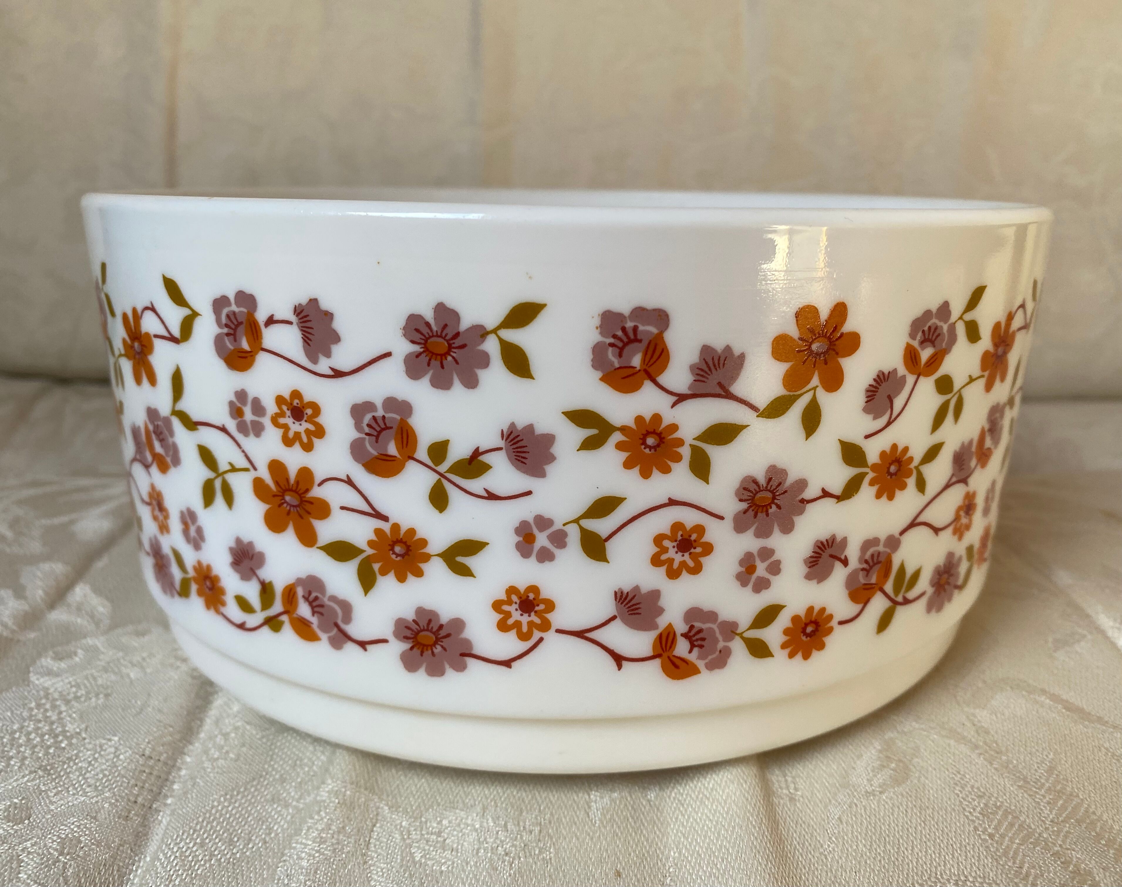 Vintage scania arcopal dish