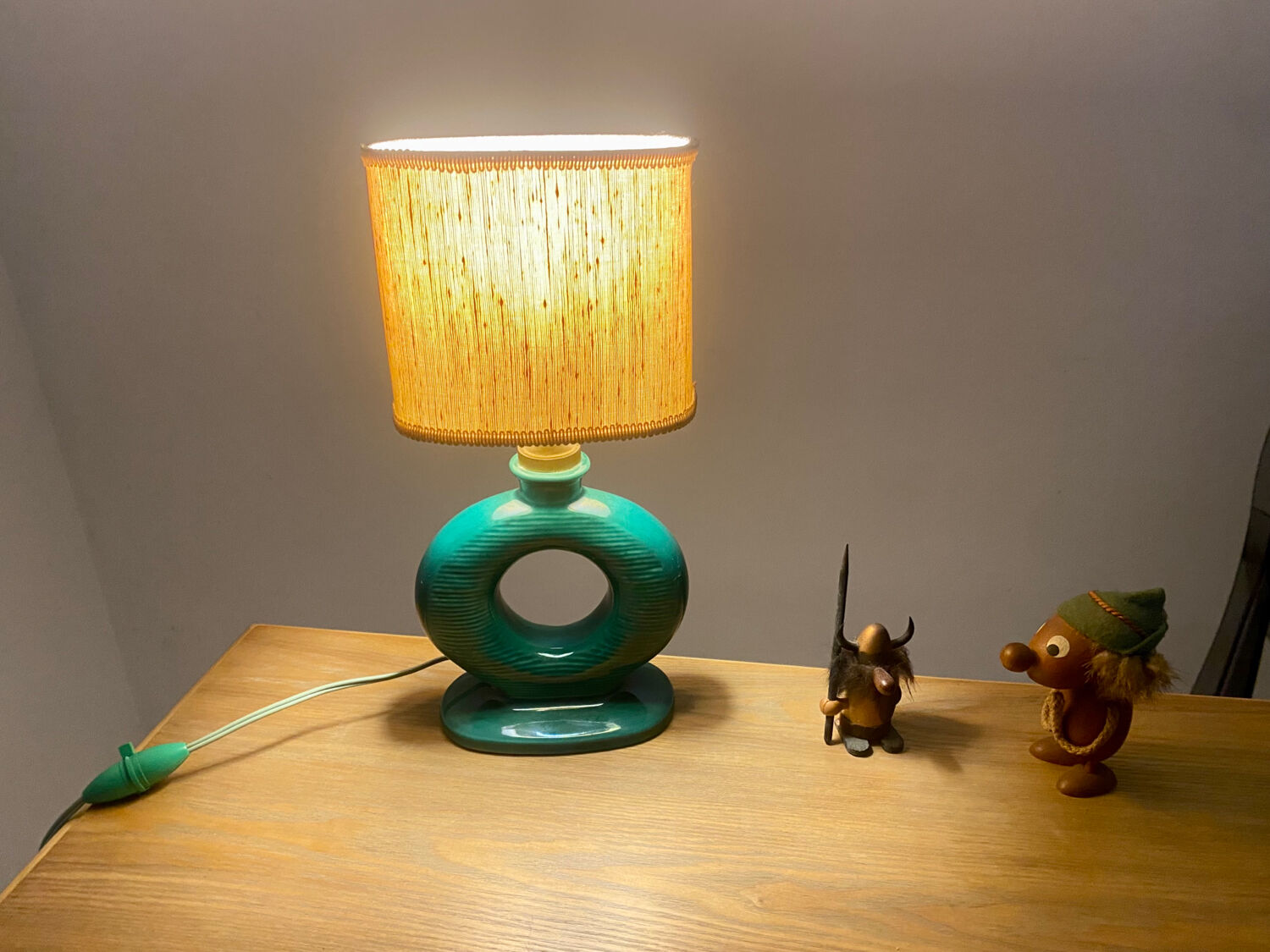 Table lamp in art ceramic Bordeaux