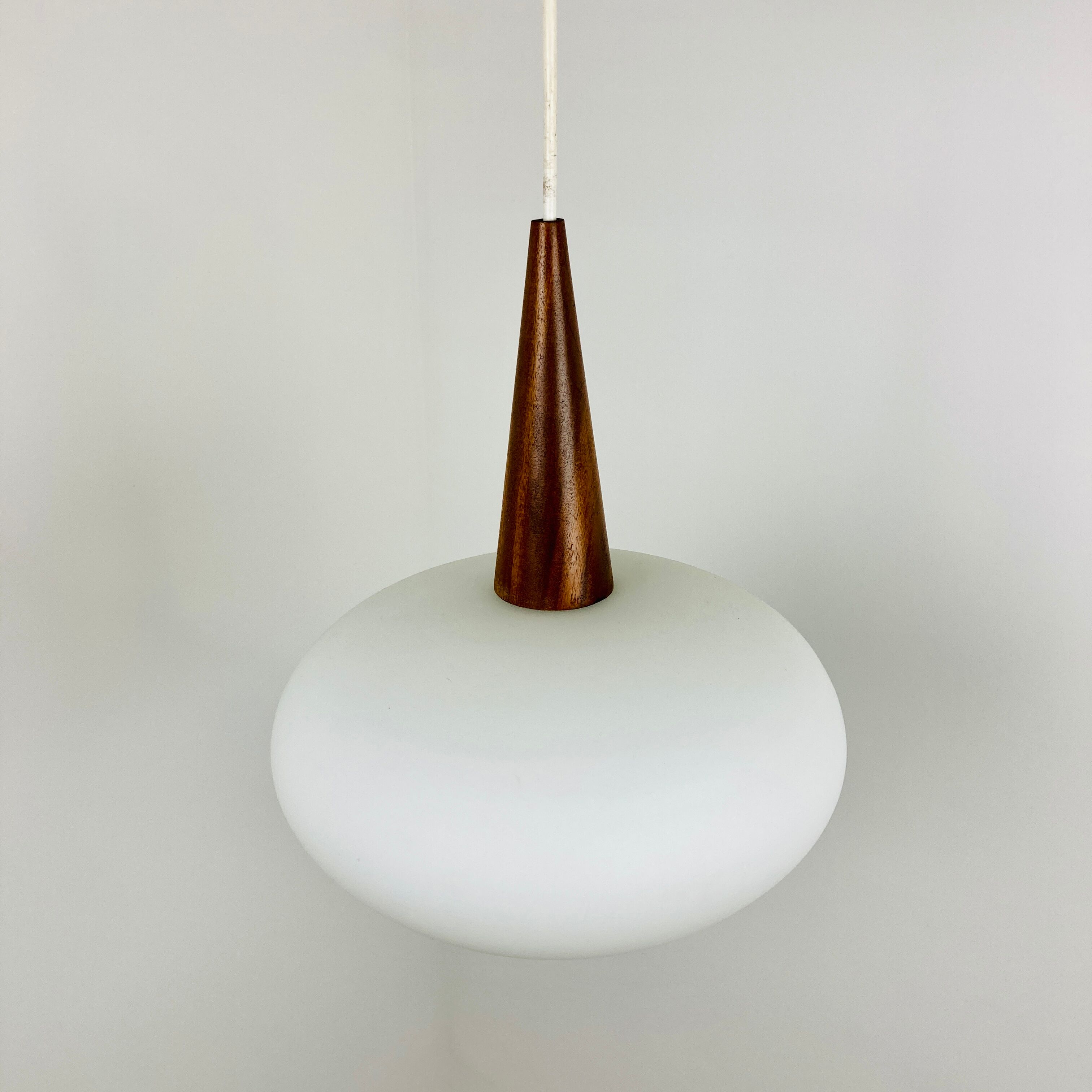 Suspension by Louis Kalff, Philips edition.