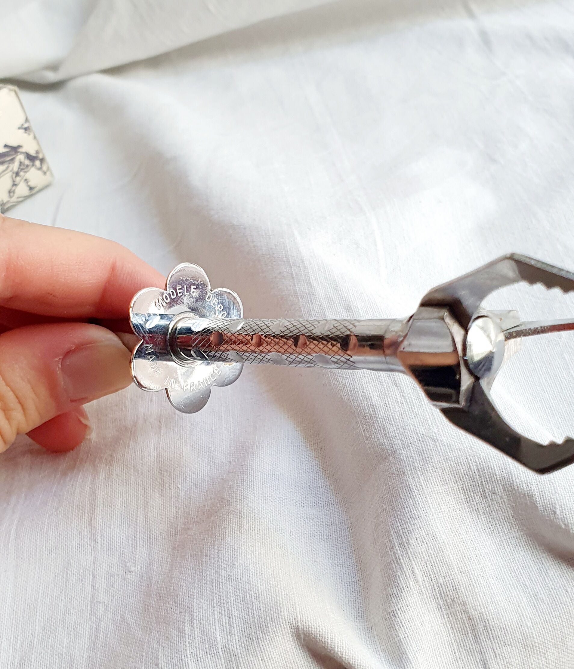 Vintage crab sugar claw