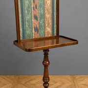 Table de lecture en noyer à écran tissu – époque Napoléon III