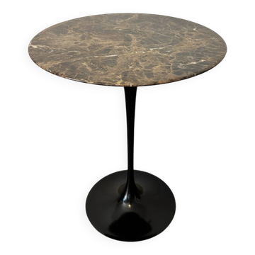 Tulip Table by Eero Saarinen