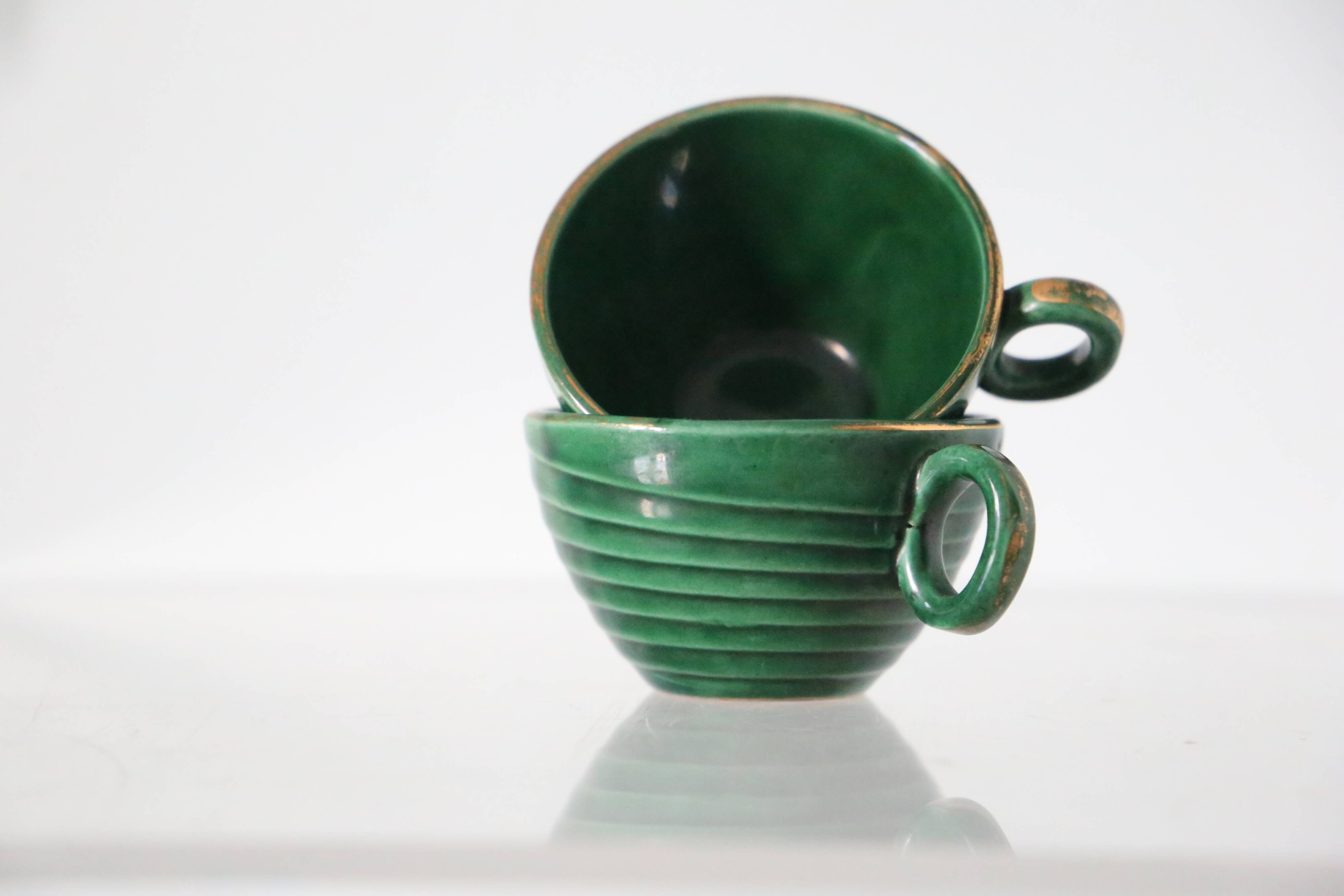 Paire de tasses vertes St Clément vintage