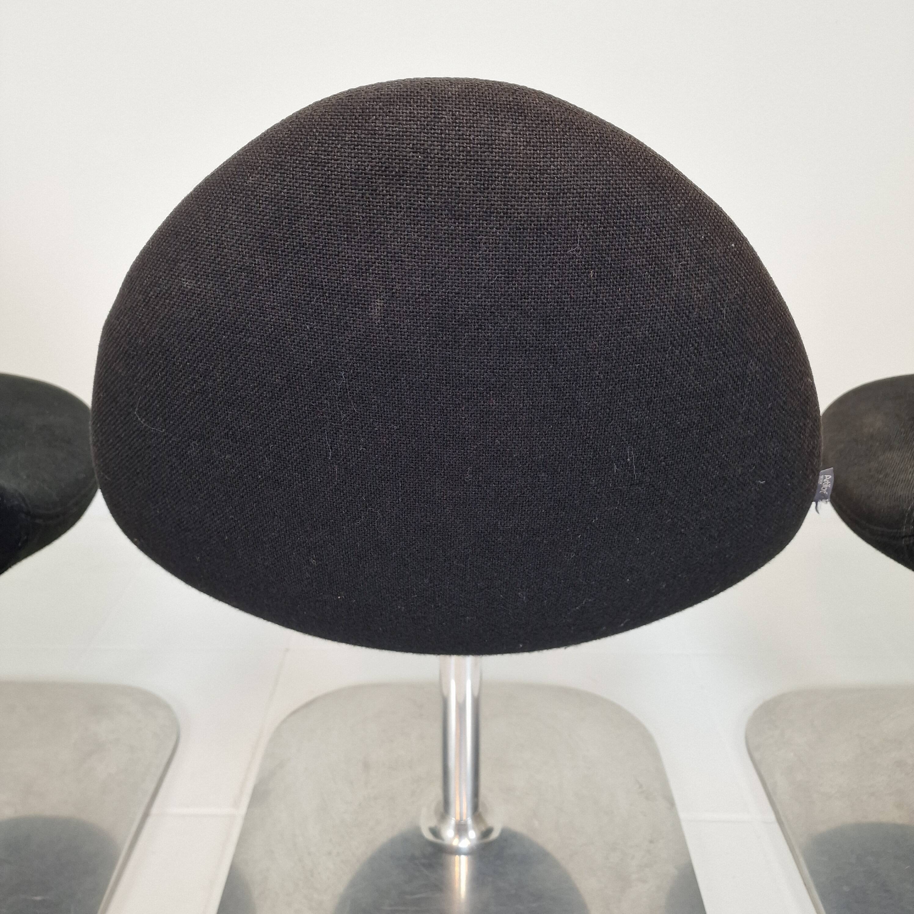 Set of 4 Artifort "Conco" Chairs, Michel van der Kley 2006