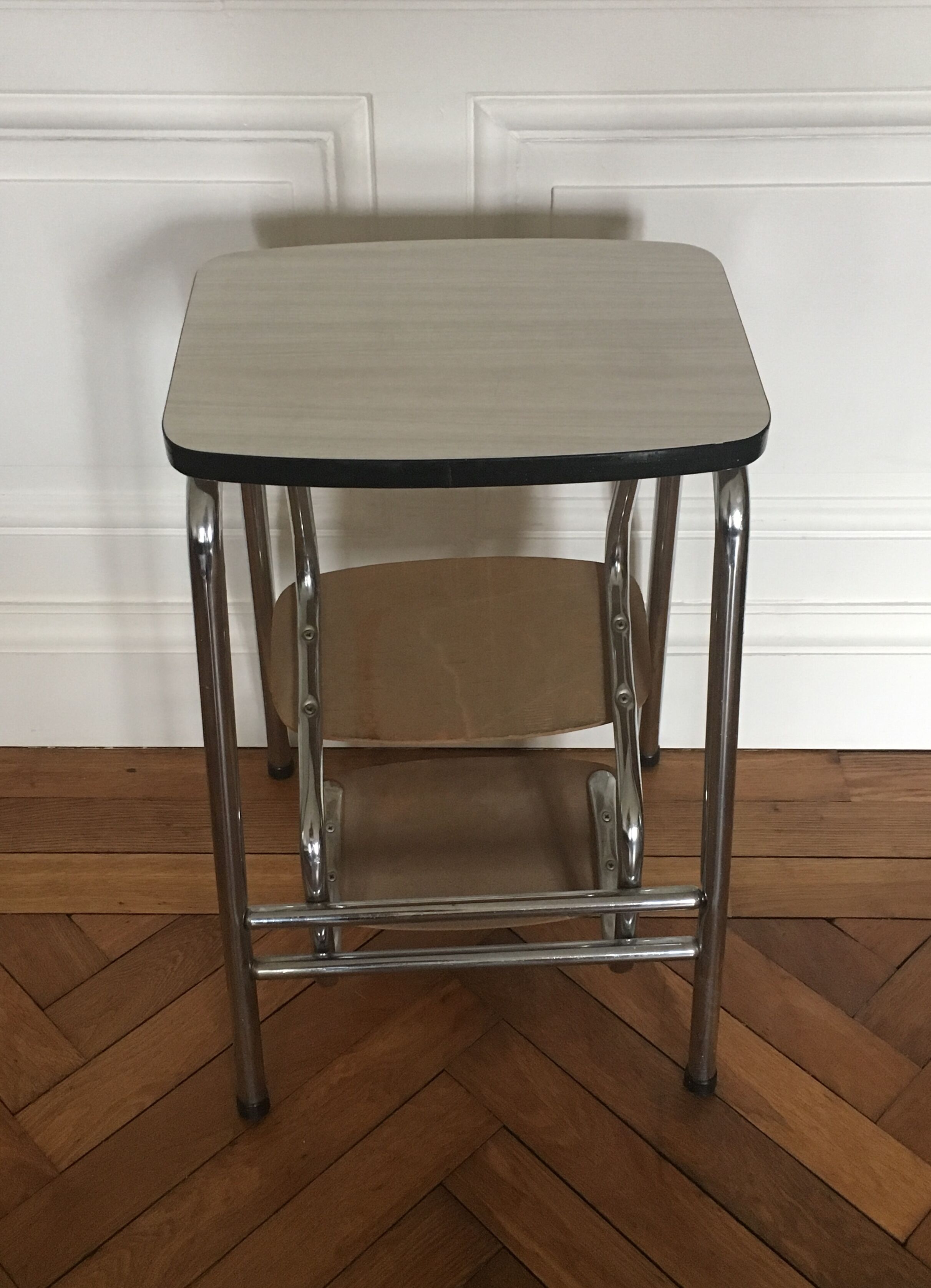 Vintage stool / stool