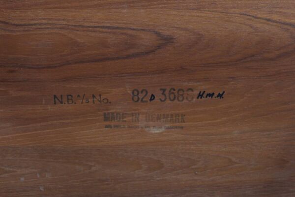 Table basse en teck de Niels Bach