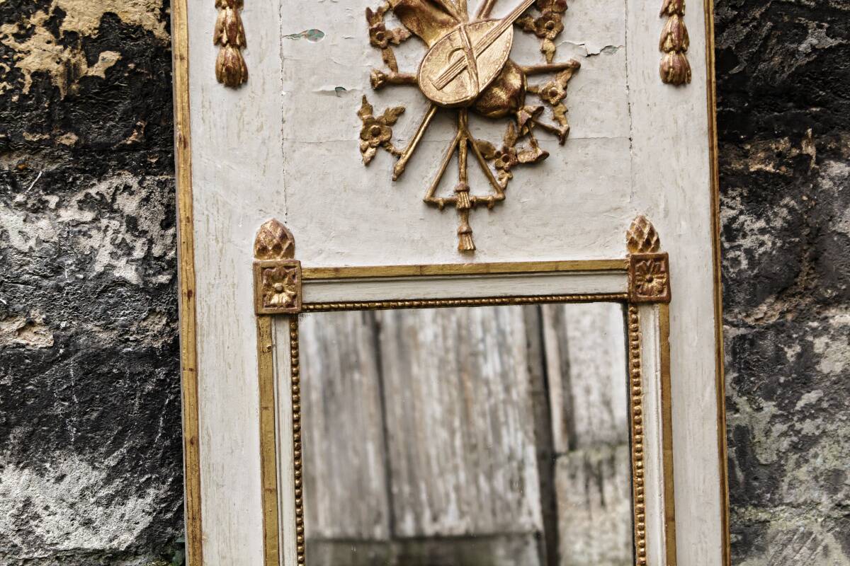 Miroir trumeau en bois sculpté, 19ème siècle