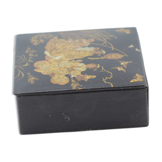 Old lacquered French box