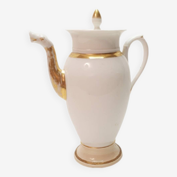 Paris porcelain teapot