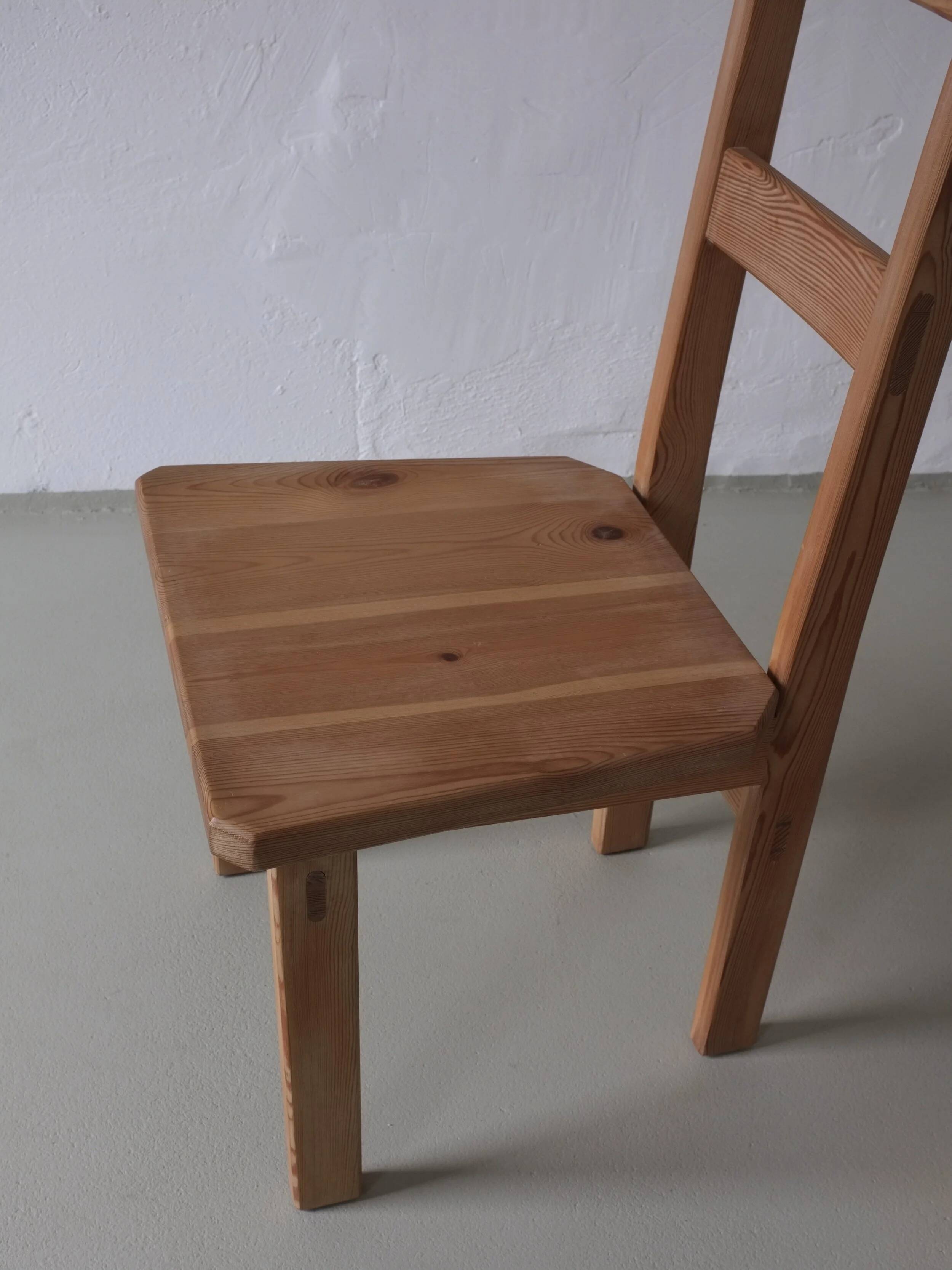 2 solid pine chairs | Roland Wilhelmsson for Karl Andersson & Söner | Sweden | 1960s