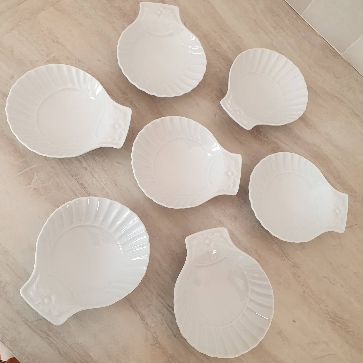 Scallop shell bowls Reussy porcelain
