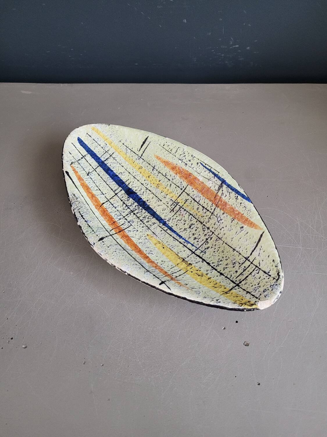 Oval dish from the 1950s in West Germany