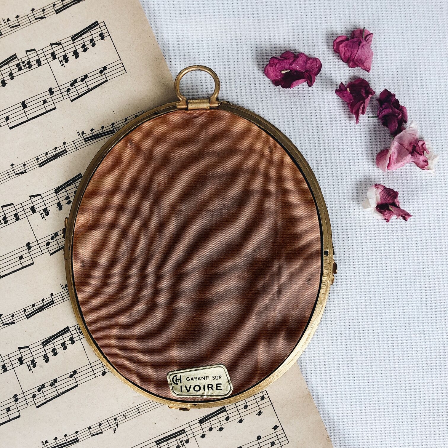 Ancient miniature painting on signed ivory