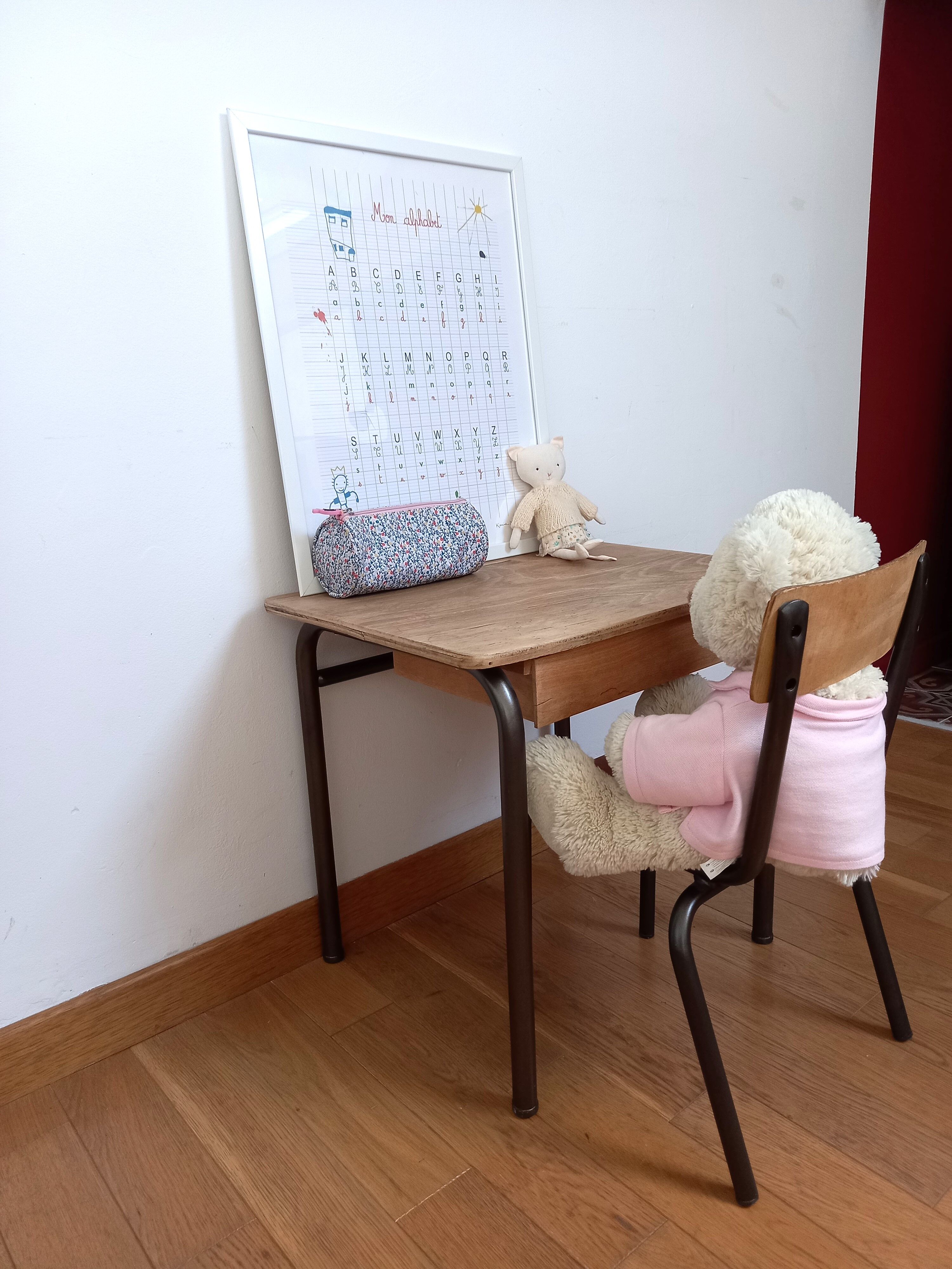 Ensemble bureau & chaise enfant