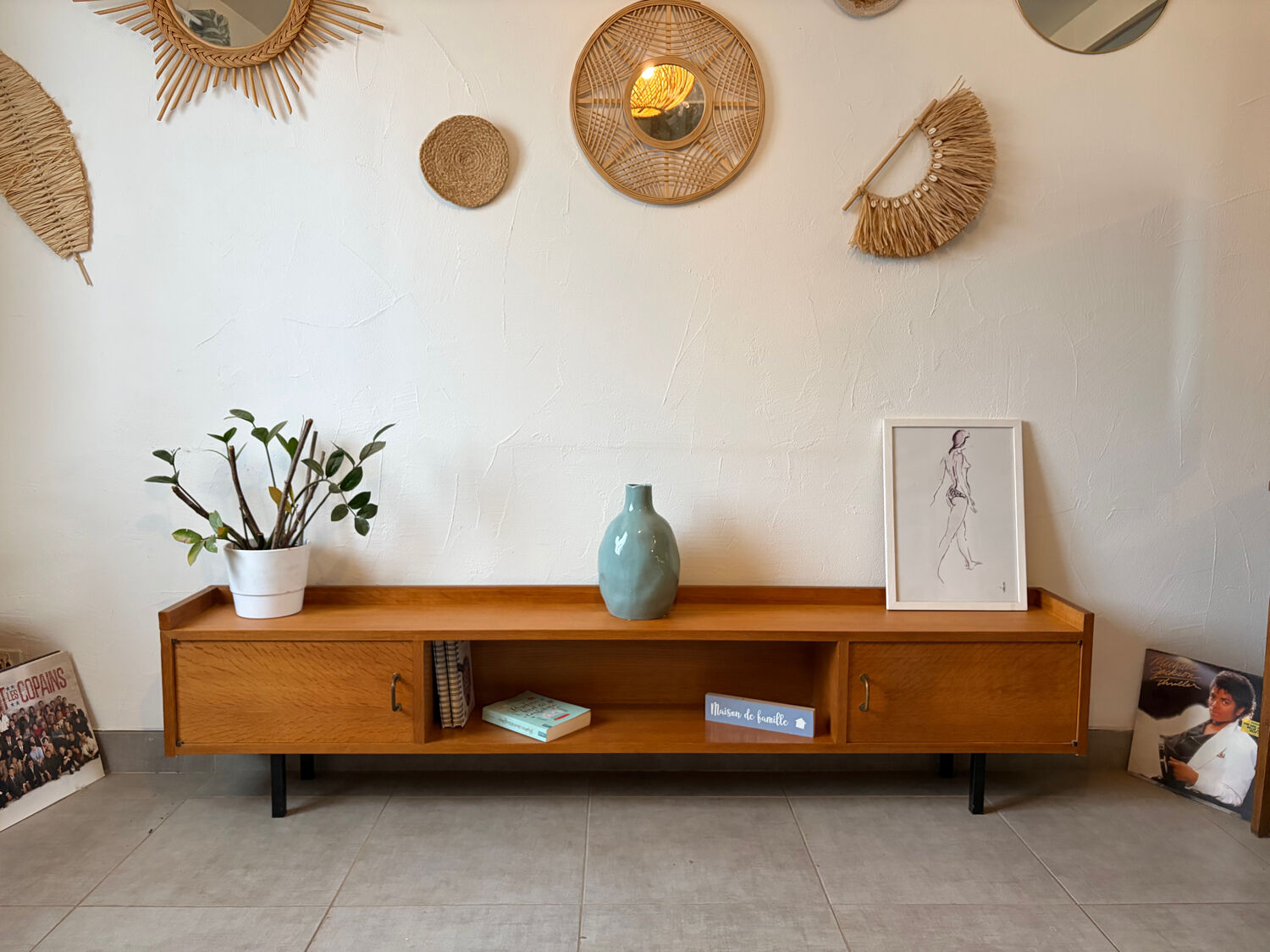 Vintage low oak sideboard (shallow)