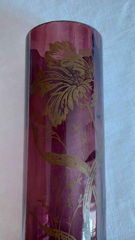 Old pink vase, Japanese art nouveau style