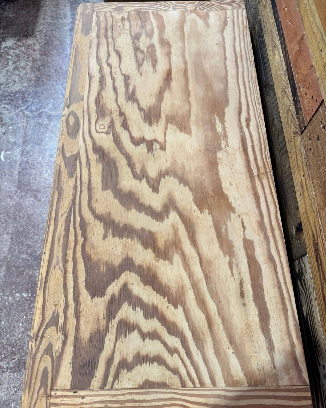 Small low buffet in pitch pine - 1940s - Sandblasted