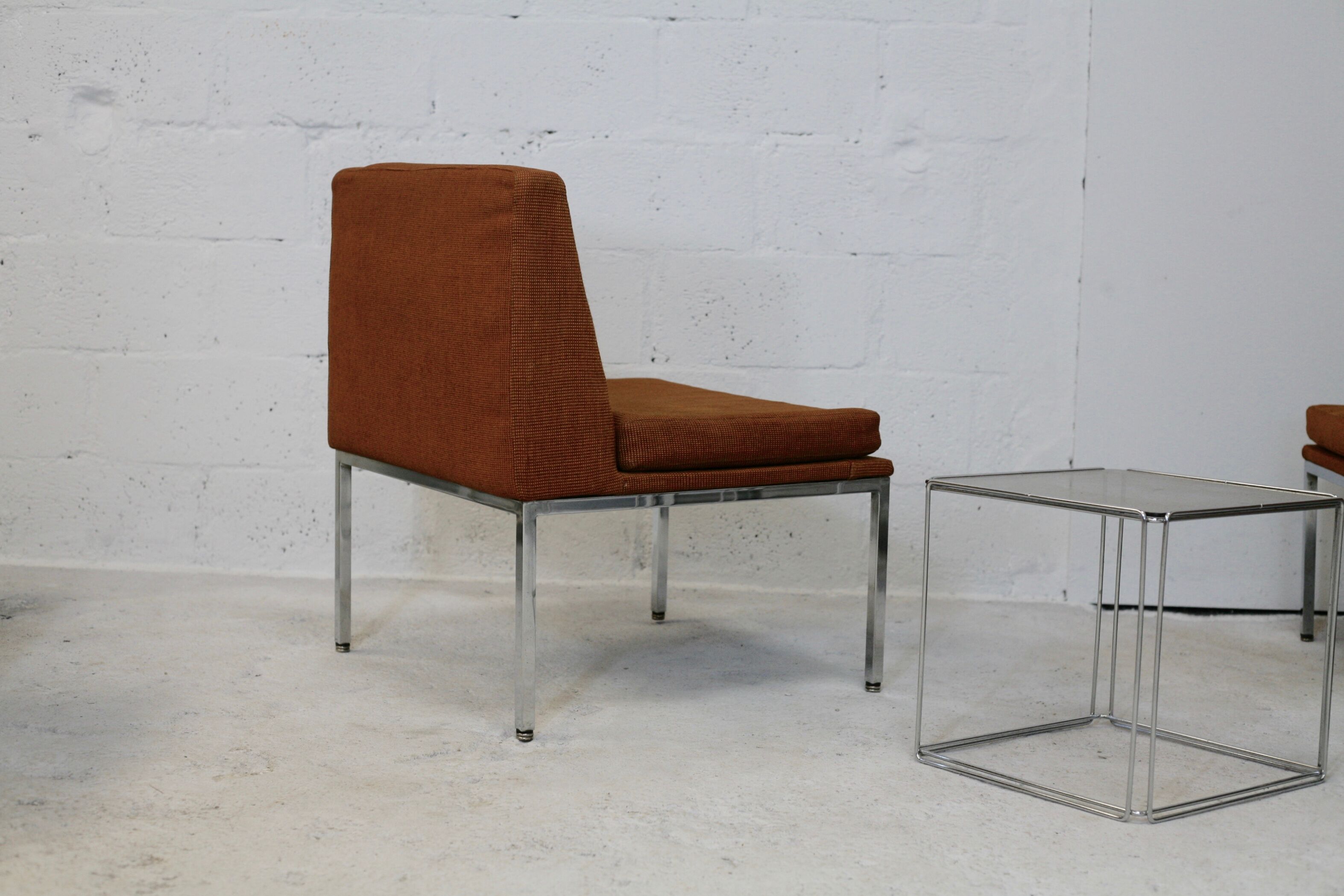 Ensemble de 10 chauffeuses de Louis Baillon, édition Planforms formant canapé modulable, circa 1950