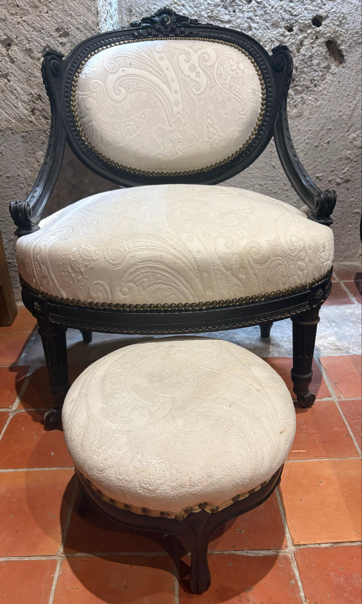 Napoleon III armchair with footrest